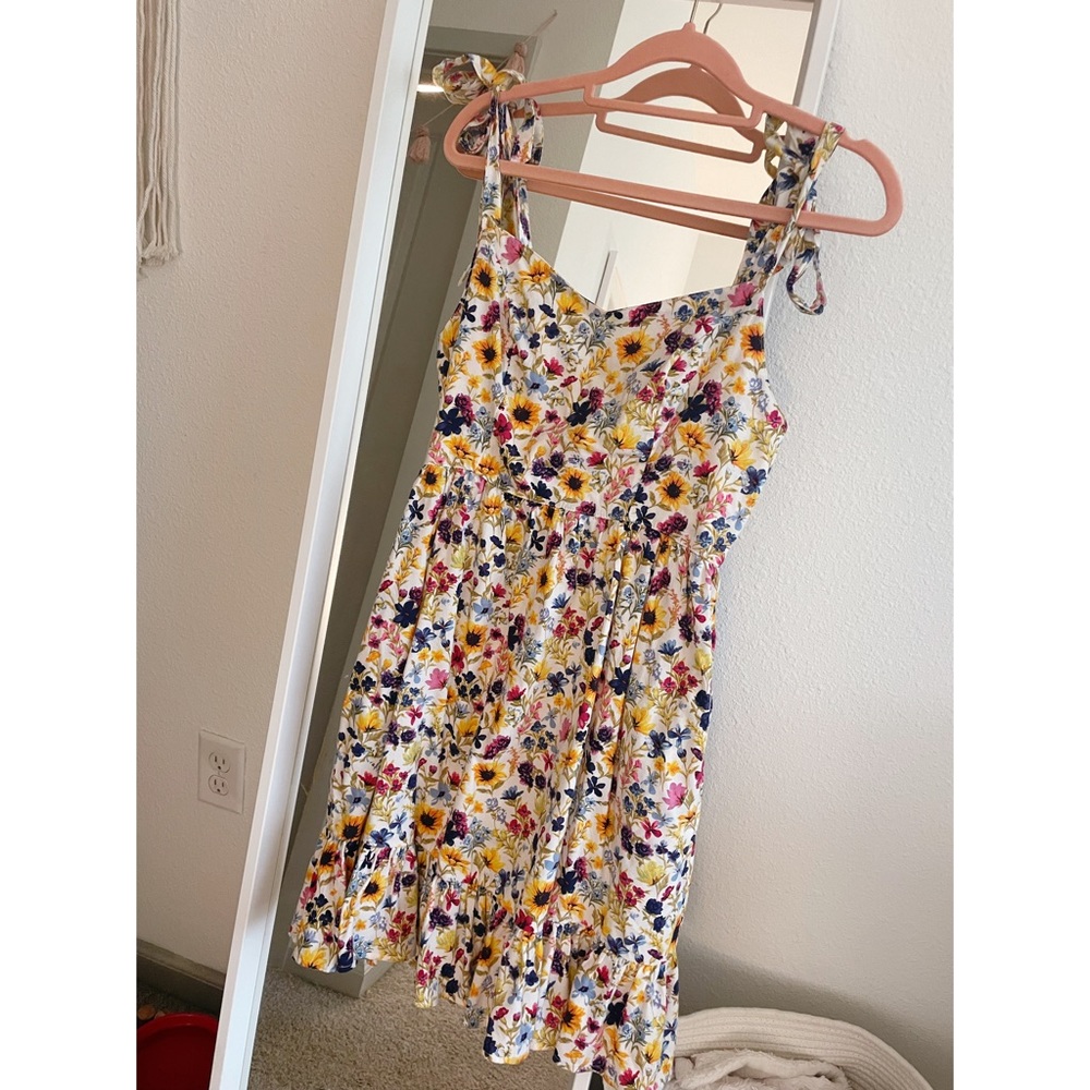 Old Navy Tie Shoulder Wildflower Print Sundress